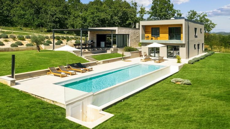 How Travelers Can Embrace ‘Quiet Travel’ with This Luxe Home Swapping Platform