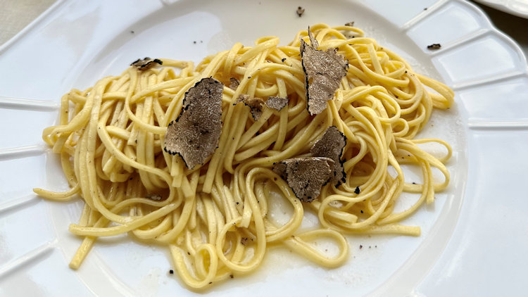 Bottega Comacini Lounge - pasta