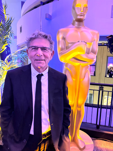 David Latt in his Peter Ci in front of the Oscar statue