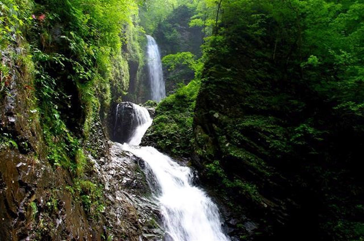 Shiobara Onsen Village waterfall