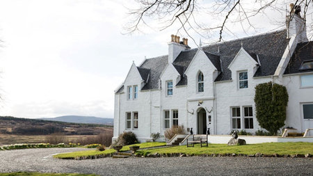 Escape to Skye this Winter with an Extra Night Free at Kinloch Lodge