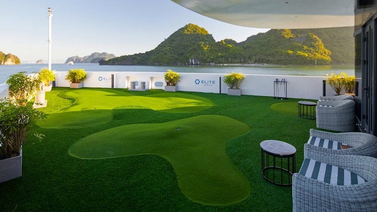 minigolf onboard