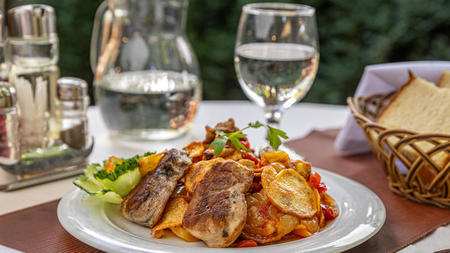Your Guide to Planning Memorable Luxury New Orleans Food Tours