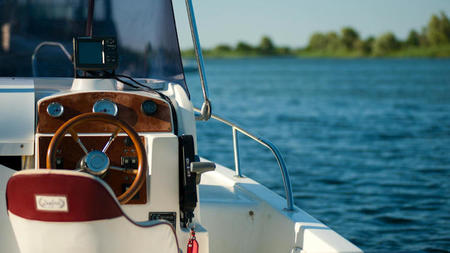 5 Types of Marine Batteries: What Are Their Pros and Cons?