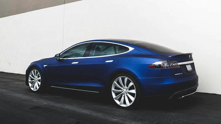 The Smart Traveler's Guide to Tesla Business Car Rentals