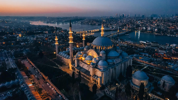 Virtual Tourism Market is projected to cross $5.7 Billion by 2032