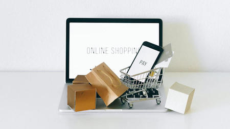 Virtual Cards for Luxury Travel: How to Choose a Card That Emphasizes Your Lifestyle