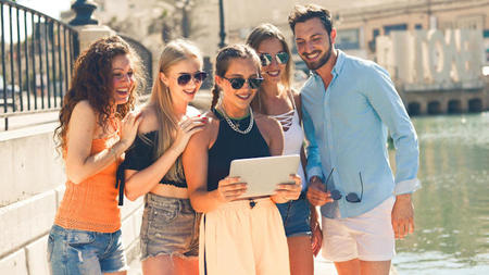 Impact of Travel Incentives on Employee Engagement: A Win-Win for Companies