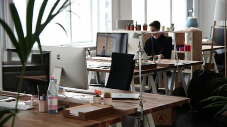 8 Essential Tips to Design Your Ideal Coworking Space