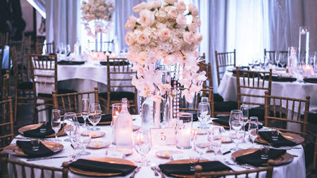 Why Renting Wedding Décor Can Save You Thousands: A Cost-Benefit Analysis