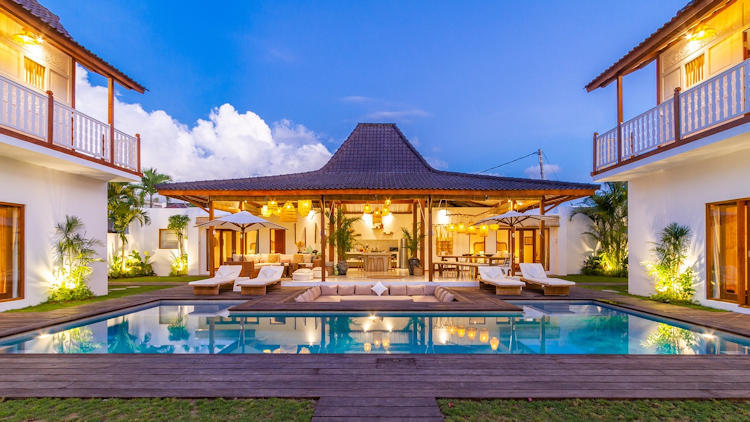 Navigating the 2025 Luxury Real Estate Market in Singapore - A Comprehensive Guide