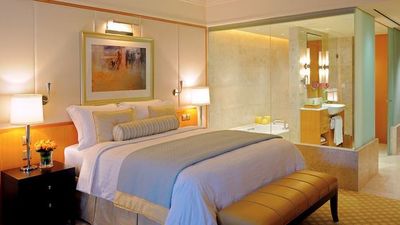 The Ritz Carlton Dubai International Financial Centre - Dubai, UAE - 5 Star Luxury Hotel