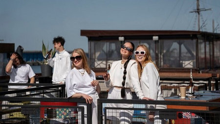Elevate Your Team Building: Planning a Luxury Trip for Unforgettable Team Experiences