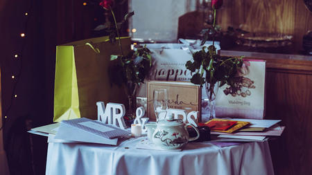 Love Notes & Wishlist: Crafting a Wedding Registry That Whispers Your Love Story